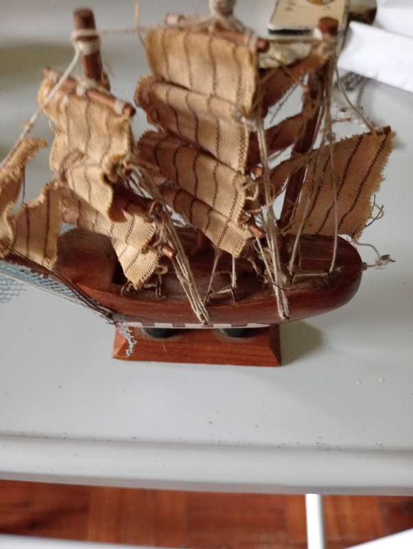 VINTAG SMALL WOODEN SHIP