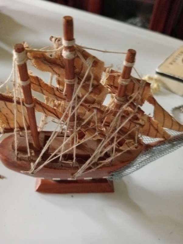 VINTAG SMALL WOODEN SHIP