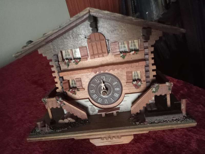 VINTAGE R LOTSCHER SWISS CUCKOO CLOCK