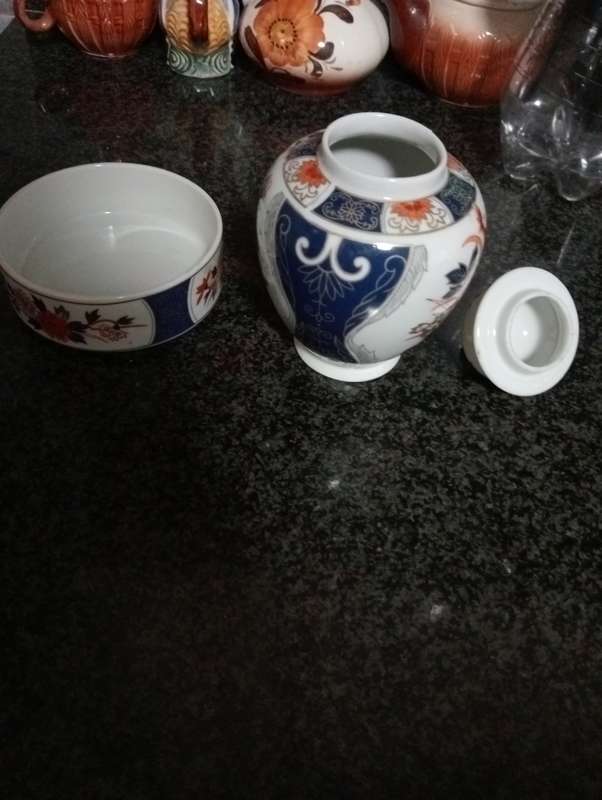 VINTAGE JAPAN IMARI GINGER JAR AND SMALL HOLDER