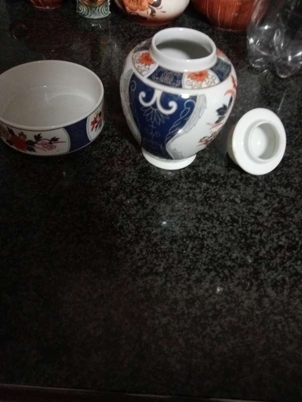 VINTAGE JAPAN IMARI GINGER JAR AND SMALL HOLDER