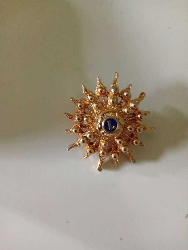 VINTAGE BROOCH 6
