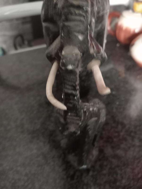 Vintage hand sculpture Elephants