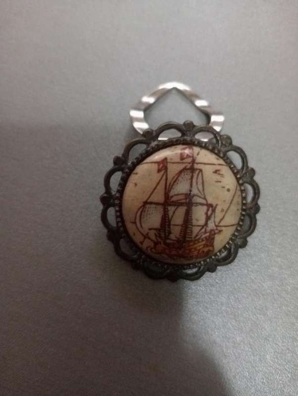 Vintage pendant 2