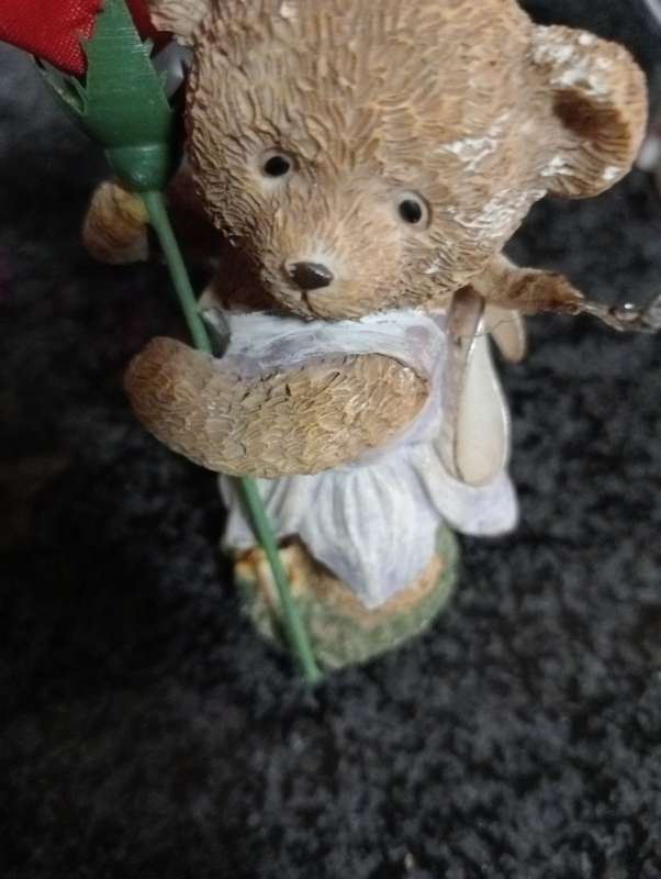 VINTAGE SMALL BEAR WITH FLOWER
