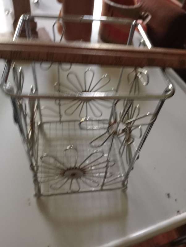 Vintage wire holder