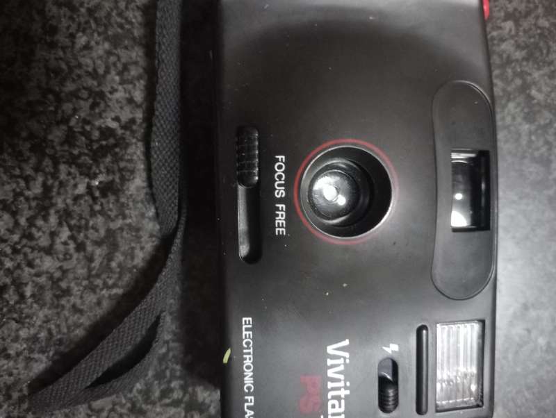 Vintage Vivitar camera build in flash