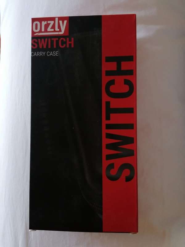 Nintendo switch Carry case+ x2screen gaurd