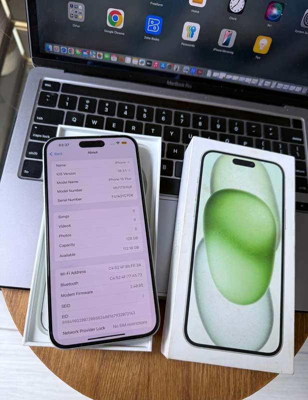 iPhone 15 Plus (128GB) Green * Excellent Pre-owned Condition * + Box & Extra accessories