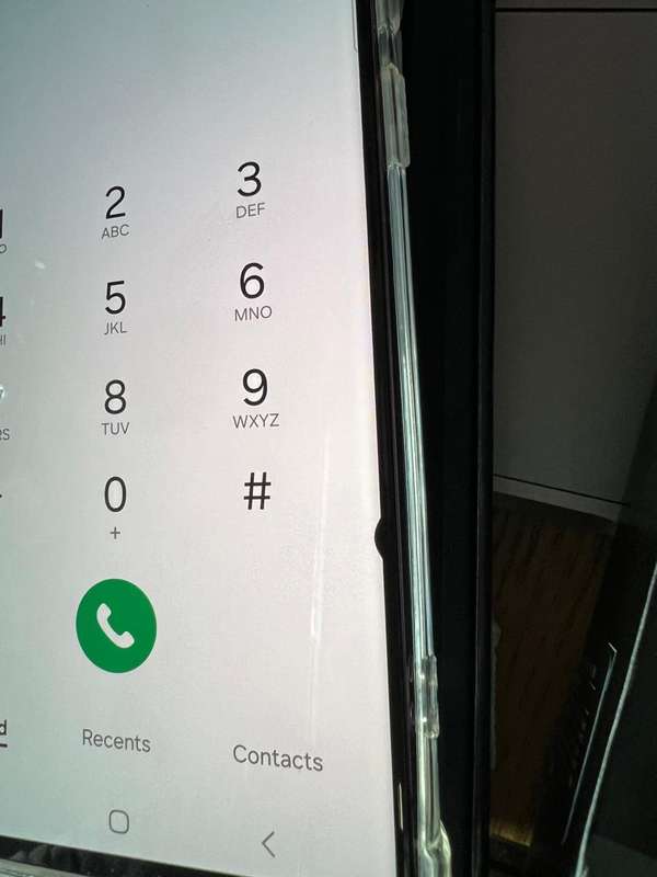 Samsung Galaxy S22 Ultra (256GB) Burgundy ,12GB RAM In Excellent Condition