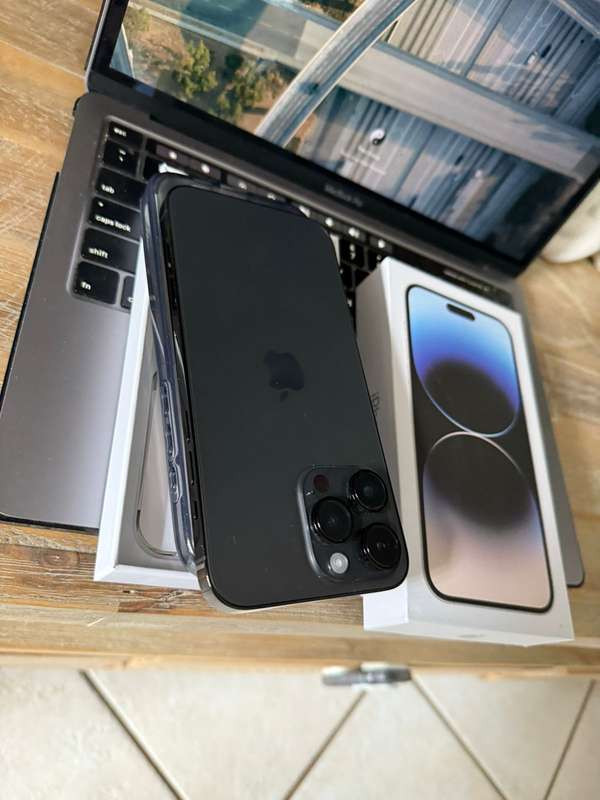 iPhone 14 Pro (256GB) Black  +  Box & Accessories