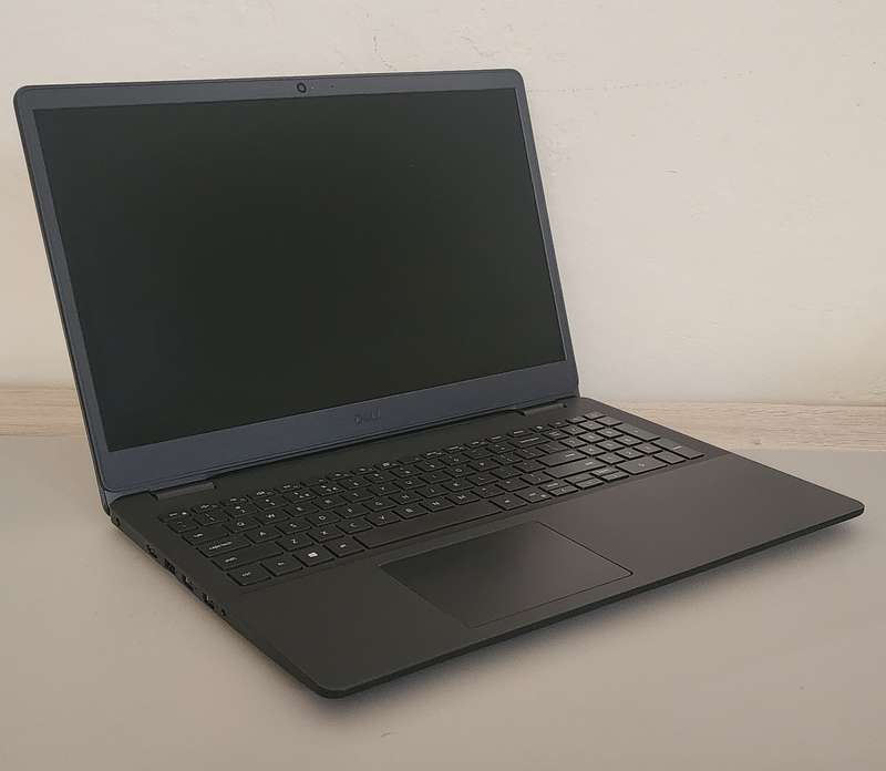 Dell Vostro 3501 15.6-inch Core i3-1005G1 8GB RAM 512GB SSD Win 11 Pro Laptop