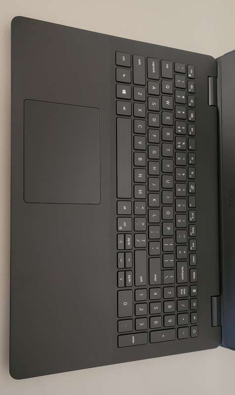 Dell Vostro 3501 15.6-inch Core i3-1005G1 8GB RAM 512GB SSD Win 11 Pro Laptop
