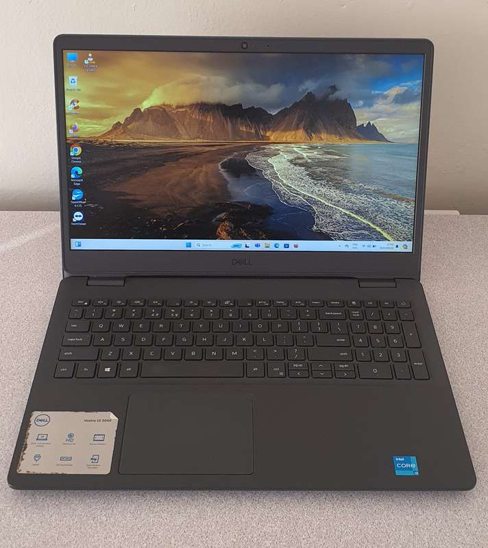 10TH GEN DELL VOSTRO 3501*15.6`*i3-1005G1*1.20GHZ*8 GB RAM* 256GB SSD*WIND 11 PRO 64-BIT