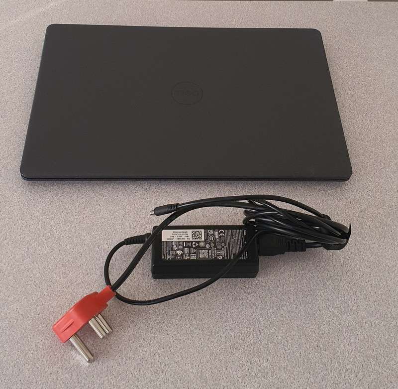 10TH GEN DELL VOSTRO 3501*15.6`*i3-1005G1*1.20GHZ*8 GB RAM* 256GB SSD*WIND 11 PRO 64-BIT