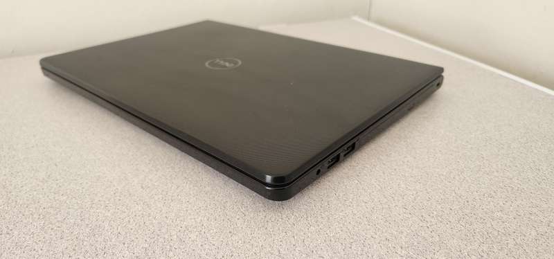 Dell Inspiron 5459/14-inchHD/Intel Core i7-6500U/8GB/250GB SSD/4GB Radeon R5/Windows 10