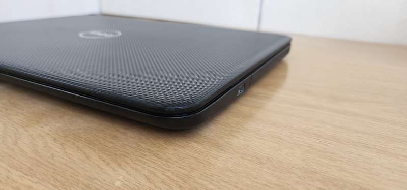 DELL INSPIRON 15 3537 LAPTOP - CORE i5 | 500GB HDD | 6GB RAM | WINDOWS 10**PLZ READ