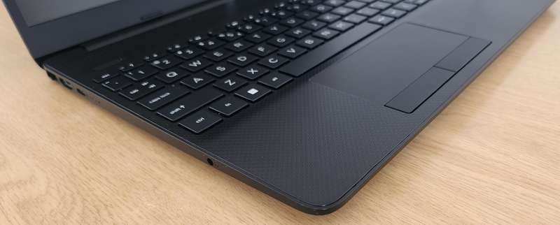 **HP LAPTOP 15-DX1XX | 15 INCH | INTEL | 8GB RAM | 240GB SSD | FHD | NEW BATTERY| 3 MONTH WARRANTY**