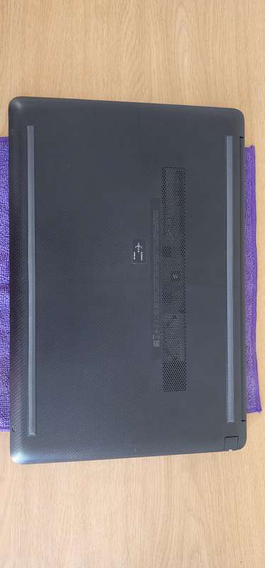 **HP LAPTOP 15-DX1XX | 15 INCH | INTEL | 8GB RAM | 240GB SSD | FHD | NEW BATTERY| 3 MONTH WARRANTY**