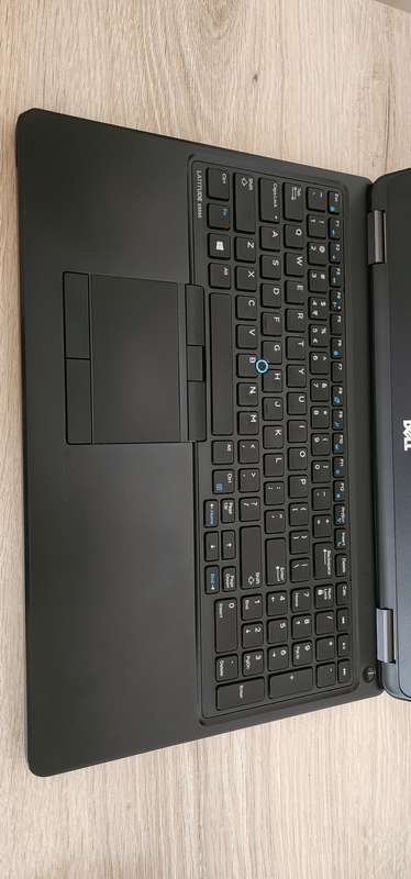 DELL LATITUDE E5550 | INTEL CORE i5-5200U | 8GB RAM | 500GB HDD | 15.6 LED | 4G/LTE | WIN10P