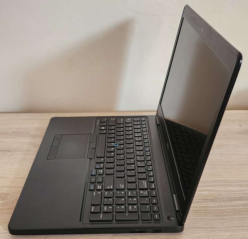 DELL LATITUDE E5550 | INTEL CORE i5-5200U | 8GB RAM | 500GB HDD | 15.6 LED | 4G/LTE | WIN10P