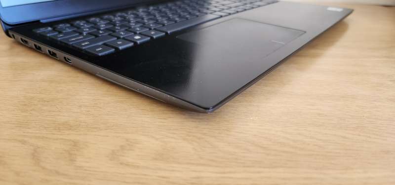 Dell Vostro || Core i5 10th Gen || 256GB pci-E SSD || 8GB DDR4 Ram || Windows 11 Pro x64