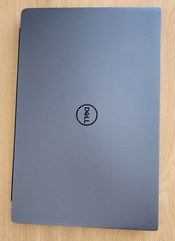 Dell Vostro || Core i5 10th Gen || 256GB pci-E SSD || 8GB DDR4 Ram || Windows 11 Pro x64