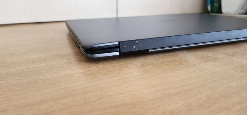 Dell Vostro || Core i5 10th Gen || 256GB pci-E SSD || 8GB DDR4 Ram || Windows 11 Pro x64