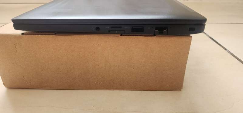 DELL LATITUDE 7390