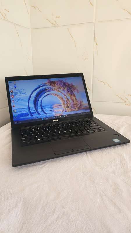 Dell Latitude 7490 -> Core i5-8350U / 8GB / 256GB SSD / Windows 11 PRO -> ->