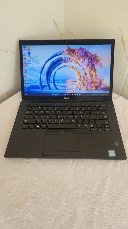 Dell Latitude 7490 -> Core i5-8350U / 8GB / 256GB SSD / Windows 11 PRO -> ->