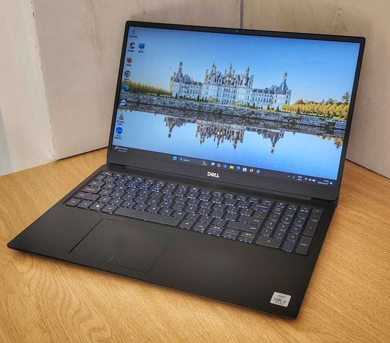 Dell Vostro - 10th Gen i5 | 8GB Ram | 256GB SSD | Windows 11