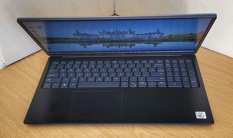 Dell Vostro - 10th Gen i5 | 8GB Ram | 256GB SSD | Windows 11