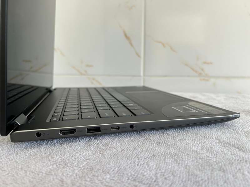Lenovo Yoga 5X0 - i5 8th Gen | 8GB Ram | 480GB SSD | Windows 11 Pro | Excellent Battery Life