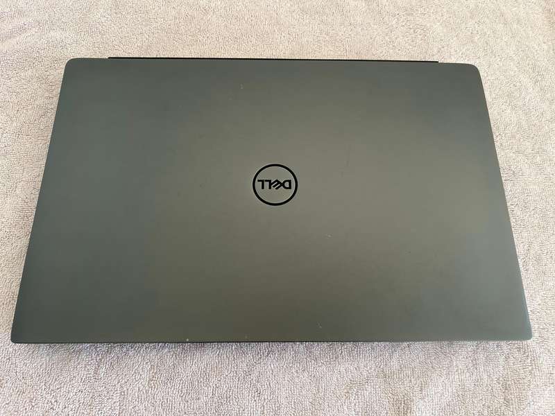 DELL VOSTRO 5590*i5-10210u*8GB DDR4*256GB SSD*FHD*IR*BACKLIT*
