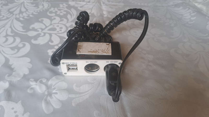 In-Car Dual Socket Multi Adapter with 2x USB Charging Ports