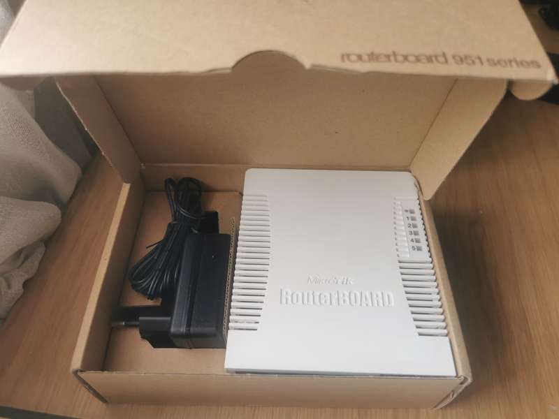 Mikrotik Routerboard RB951Ui-2HnD - Never Used