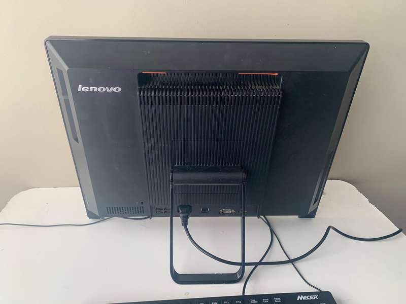 LENOVO ALL IN ONE THINK CENTER EDGE 71z
