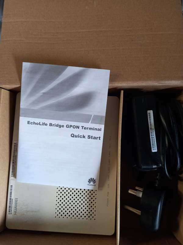 Huawei EchoLife HG8240H Fibre Modem