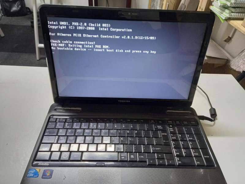 Toshiba Satellite L655 ,I3 LAPTOP