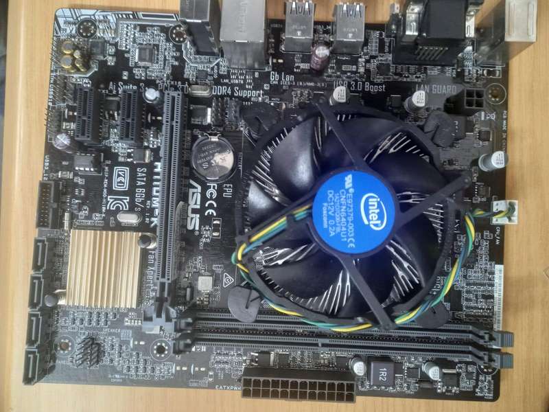 ASUS H110M-K MOTHERBOARD +CORE I3 7TH GEN CPU ,, NOT BOOTING UP, still good condition
