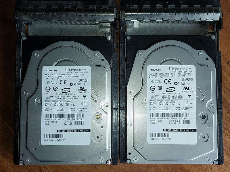 5 X SCSI SERVER HARD DRIVES (584 GB TOTAL)