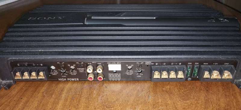 !! SONY XPLOD 1200W, 4 CHANNEL AMPLIFIER !!