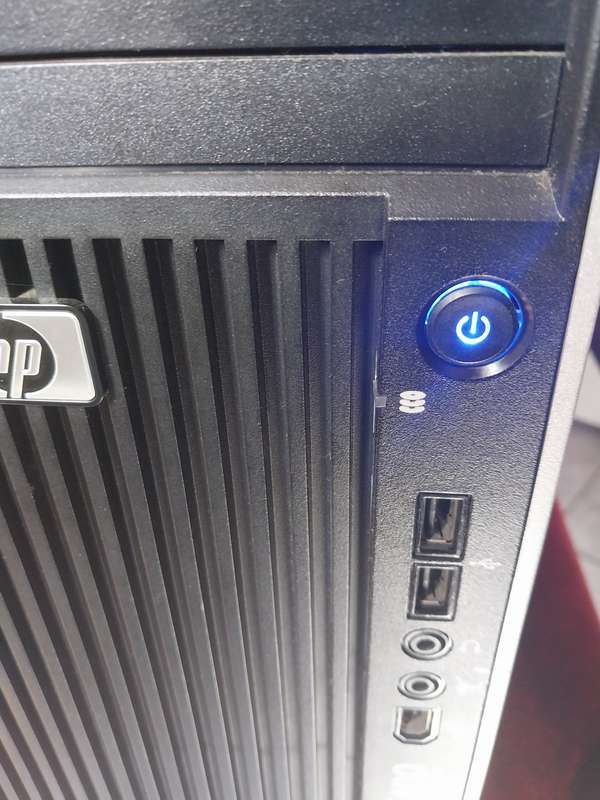 HP Z400 WORKSTATION + NVIDIA QUADRO 2000 GPU