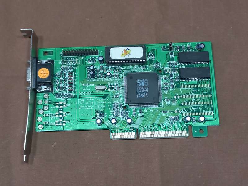 AGP Graphics SIS 6326
