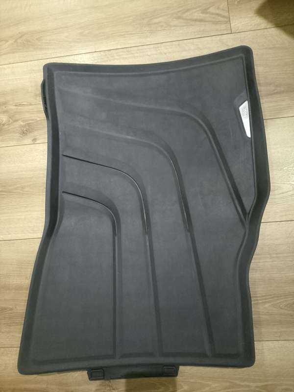 ORIGINAL BMW X5 FULL SET OF OEM CAR MATS TO FIT F15 (2013-2018) AND THE X5 M F85 MODELS