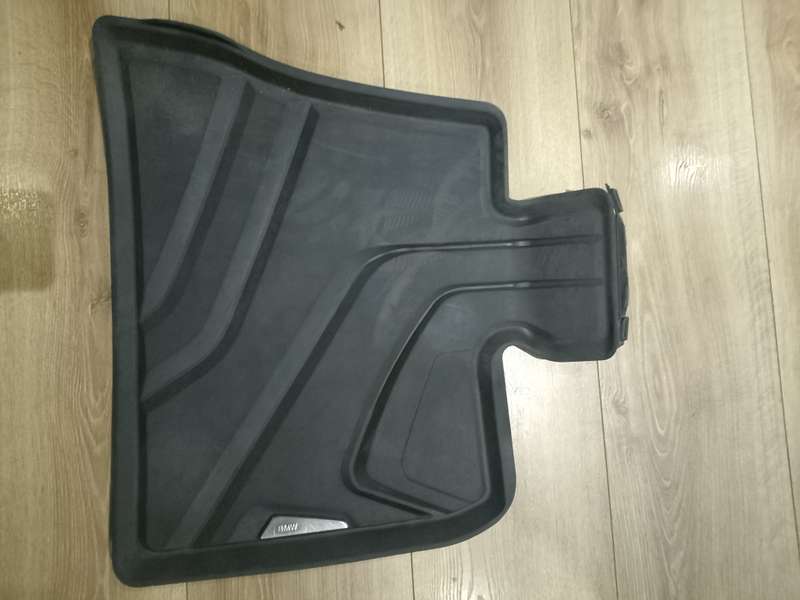 ORIGINAL BMW X5 FULL SET OF OEM CAR MATS TO FIT F15 (2013-2018) AND THE X5 M F85 MODELS