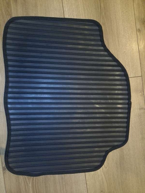 ORIGINAL BMW X5 FULL SET OF OEM CAR MATS TO FIT F15 (2013-2018) AND THE X5 M F85 MODELS