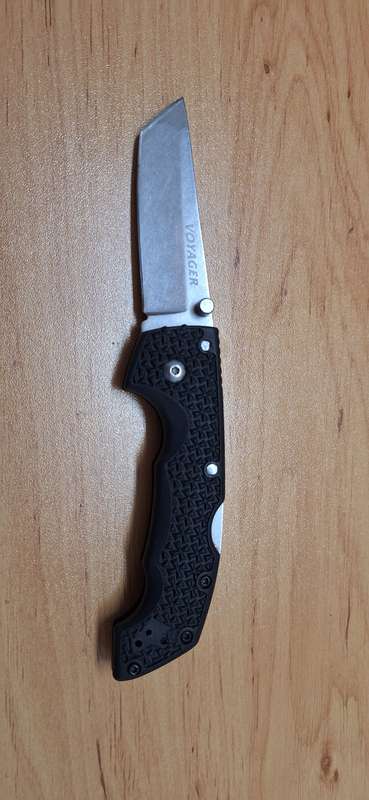 Cold Steel Voyager folding knife (C. PELTZ ONLY)
