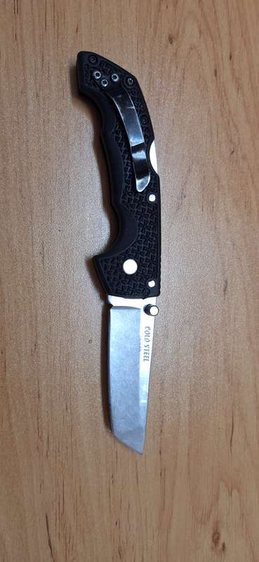 Cold Steel Voyager folding knife (C. PELTZ ONLY)